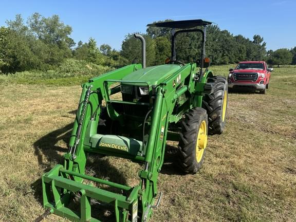 Image of John Deere 5075E equipment image 2