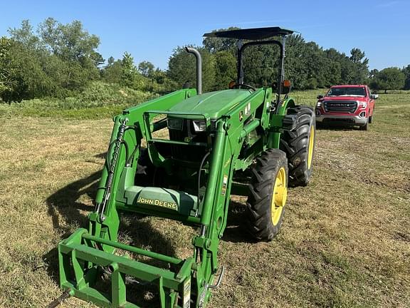 Image of John Deere 5075E equipment image 2