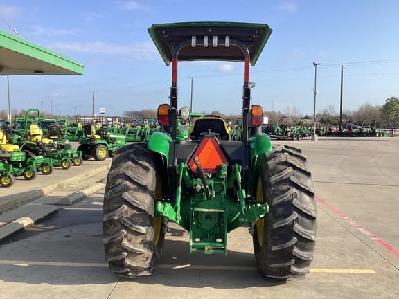 Image of John Deere 5075E equipment image 3