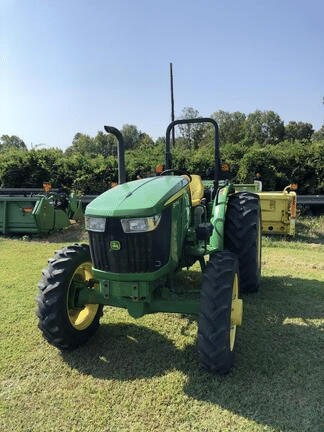 Main image John Deere 5075E