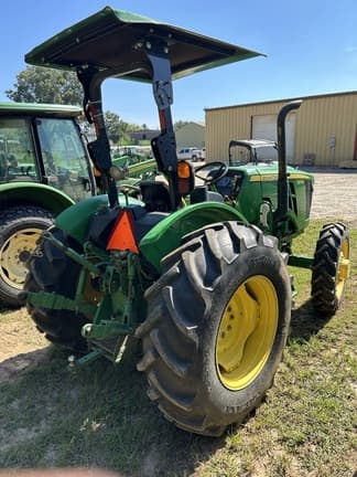 Image of John Deere 5075E equipment image 1