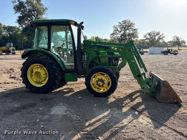 Image of John Deere 5075E equipment image 3