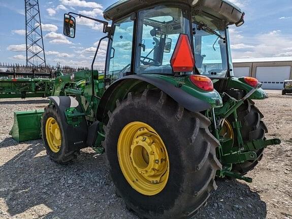 Image of John Deere 5075M equipment image 3
