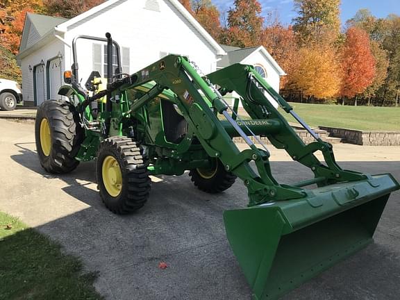 Image of John Deere 5085E equipment image 1