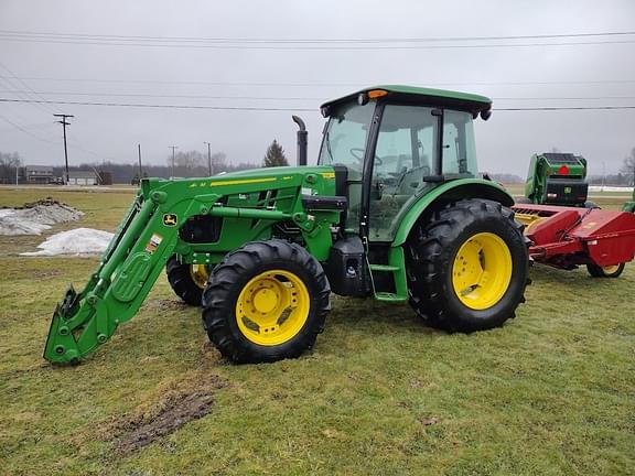 Image of John Deere 5085E equipment image 2