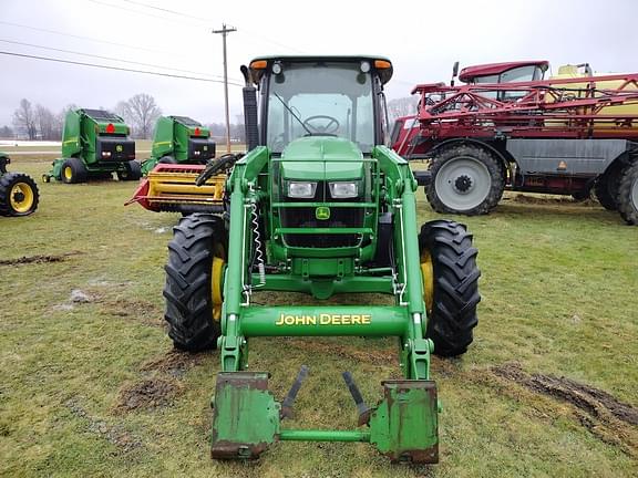 Image of John Deere 5085E equipment image 1