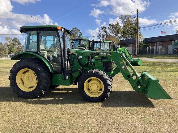 Image of John Deere 5085E equipment image 3