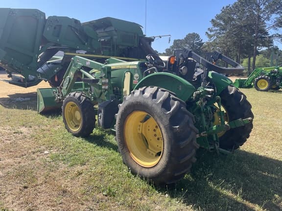 Image of John Deere 5085E equipment image 4