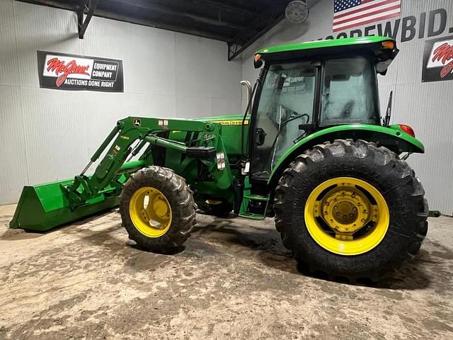 Image of John Deere 5085E equipment image 2