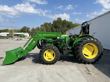 Main image John Deere 5085M