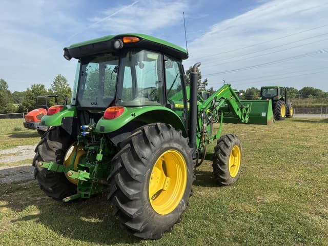 Image of John Deere 5090E equipment image 4