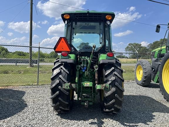 Image of John Deere 5090GN equipment image 4