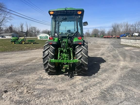 Image of John Deere 5090GN equipment image 4