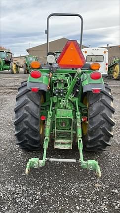 Image of John Deere 5090GV equipment image 3