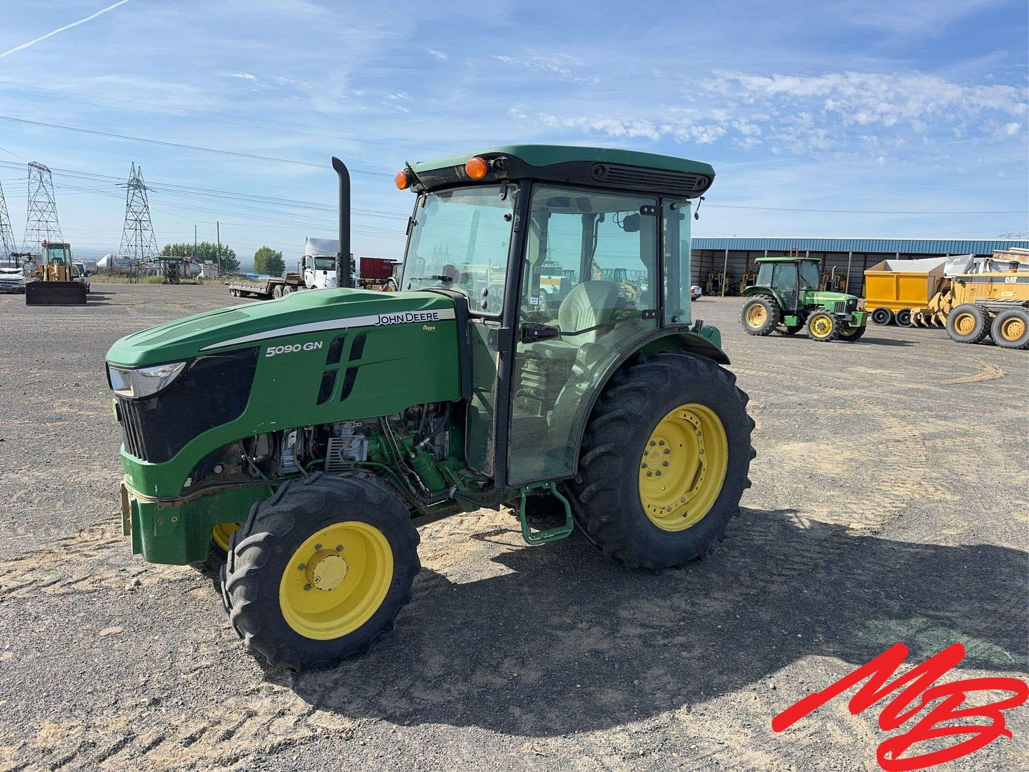 2017 John Deere 5090GN Equipment Image0