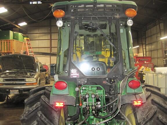 Image of John Deere 5090GV equipment image 1