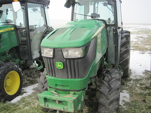 Image of John Deere 5090GV equipment image 1