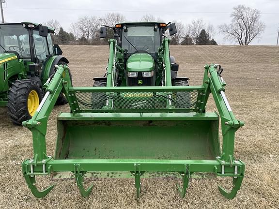 Image of John Deere 5090M equipment image 1