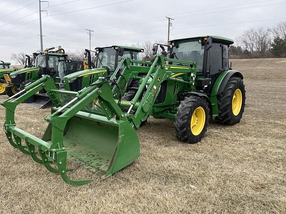 Image of John Deere 5090M equipment image 2