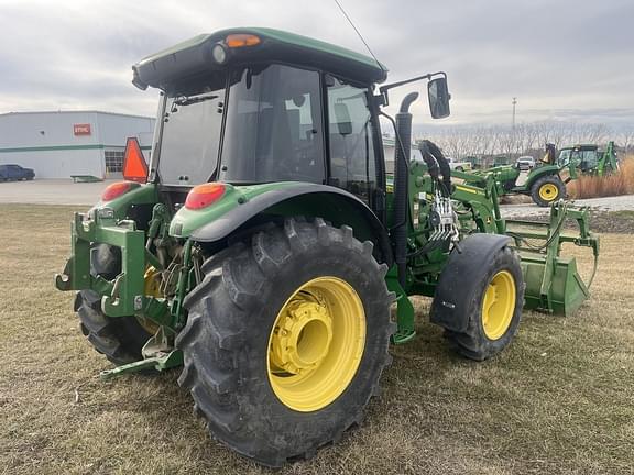 Image of John Deere 5090M equipment image 2