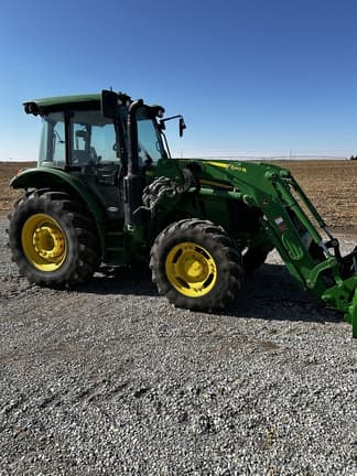 Image of John Deere 5090R equipment image 4
