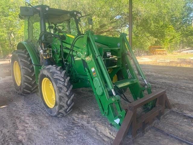 2017 John Deere 5090R Equipment Image0