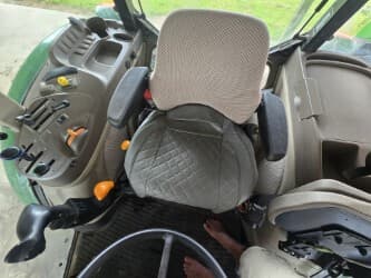 Image of John Deere 5100E equipment image 2
