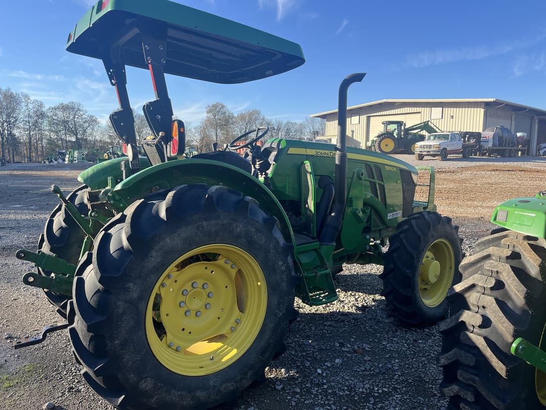 Image of John Deere 5100E Image 0