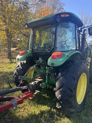 Image of John Deere 5100E equipment image 4