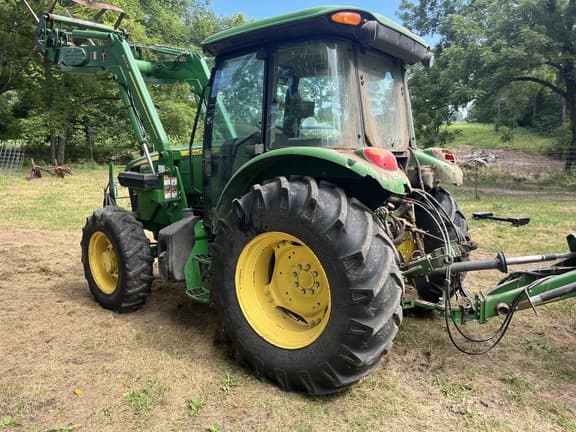 Image of John Deere 5100E equipment image 2