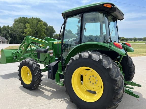 Image of John Deere 5100E equipment image 1