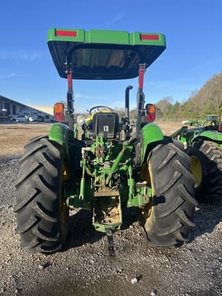 Image of John Deere 5100E equipment image 1