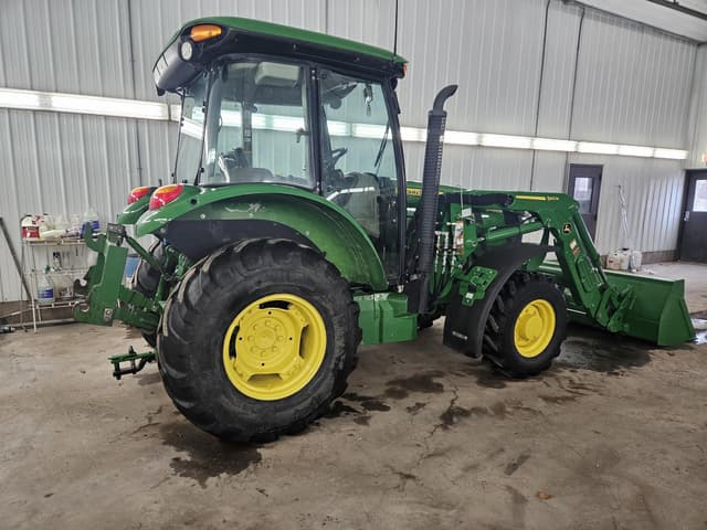 Image of John Deere 5100E equipment image 2