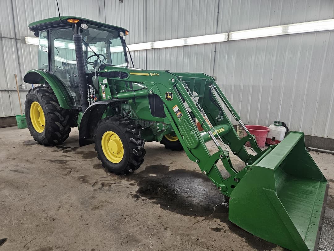 Image of John Deere 5100E Primary image