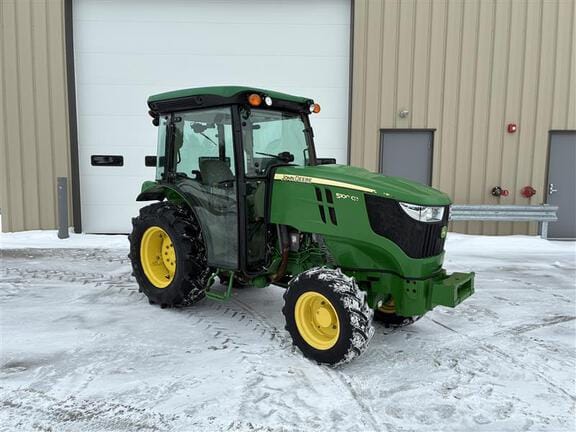 2017 John Deere 5100GN Equipment Image0
