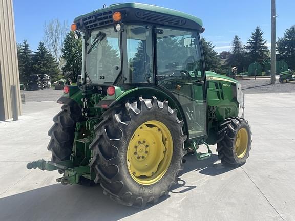 Image of John Deere 5100GN equipment image 2