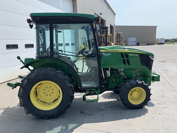 Image of John Deere 5100GN equipment image 2