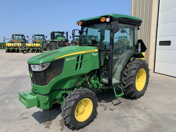 2017 John Deere 5100GN Equipment Image0