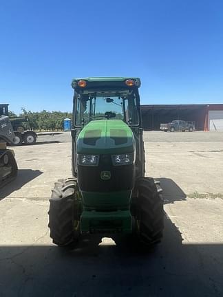 Image of John Deere 5100GN equipment image 4