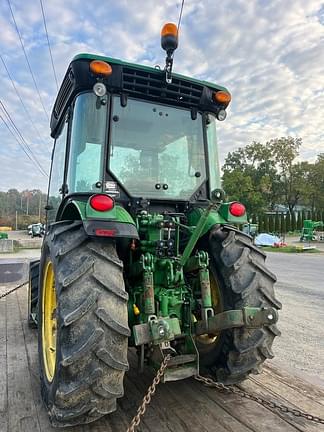 Image of John Deere 5100GN equipment image 2