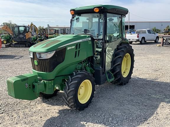 Image of John Deere 5100GN equipment image 1