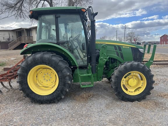 Image of John Deere 5100M equipment image 2
