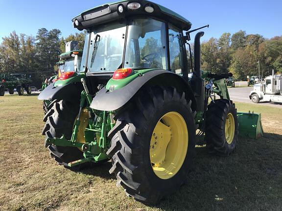 Image of John Deere 5100R equipment image 4
