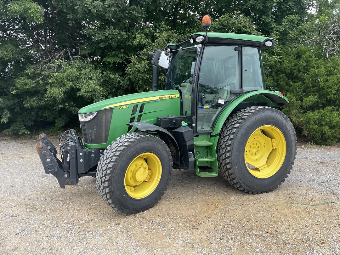 Image of John Deere 5100R Primary image