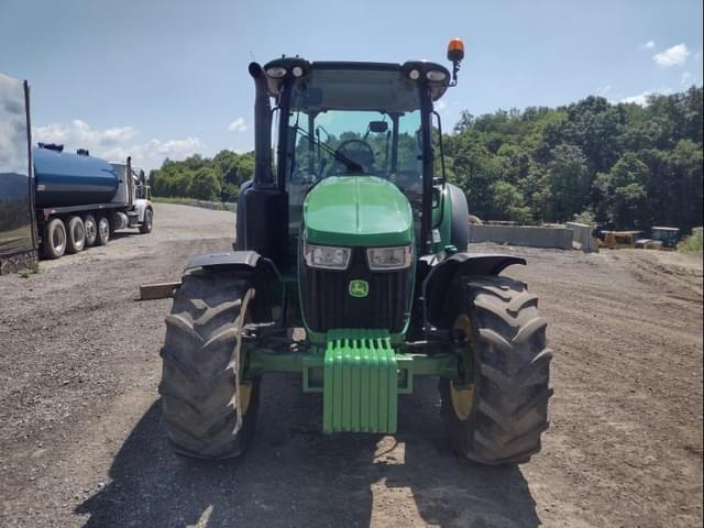 Image of John Deere 5100R equipment image 1