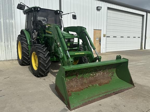 Image of John Deere 5115R equipment image 3