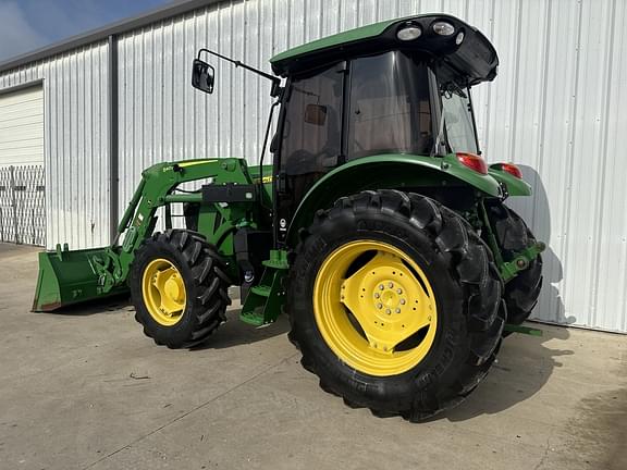 Image of John Deere 5115R equipment image 2