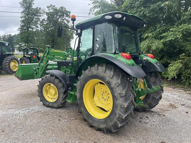 Image of John Deere 5125R equipment image 3