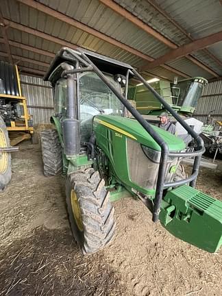 Image of John Deere 5125R equipment image 3