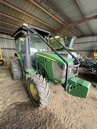 Image of John Deere 5125R Primary image